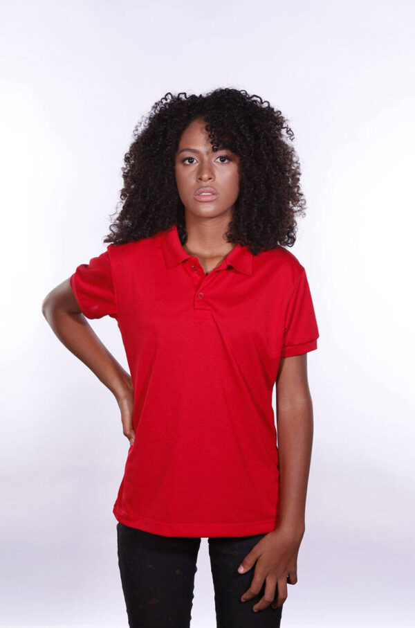 camisa-polo-para-empresa-poliester-feminina-vermelha-frente